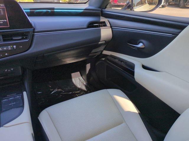 used 2022 Lexus ES 350 car, priced at $30,978