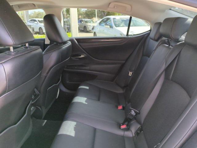 used 2021 Lexus ES 350 car, priced at $27,998