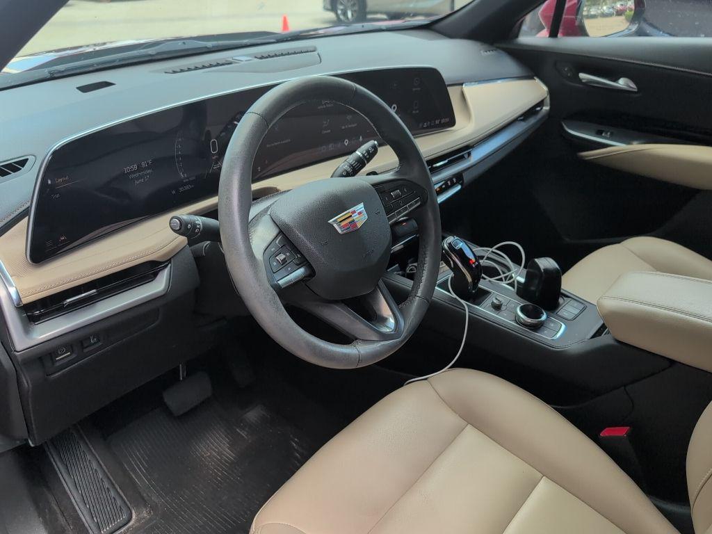 used 2024 Cadillac XT4 car, priced at $31,127