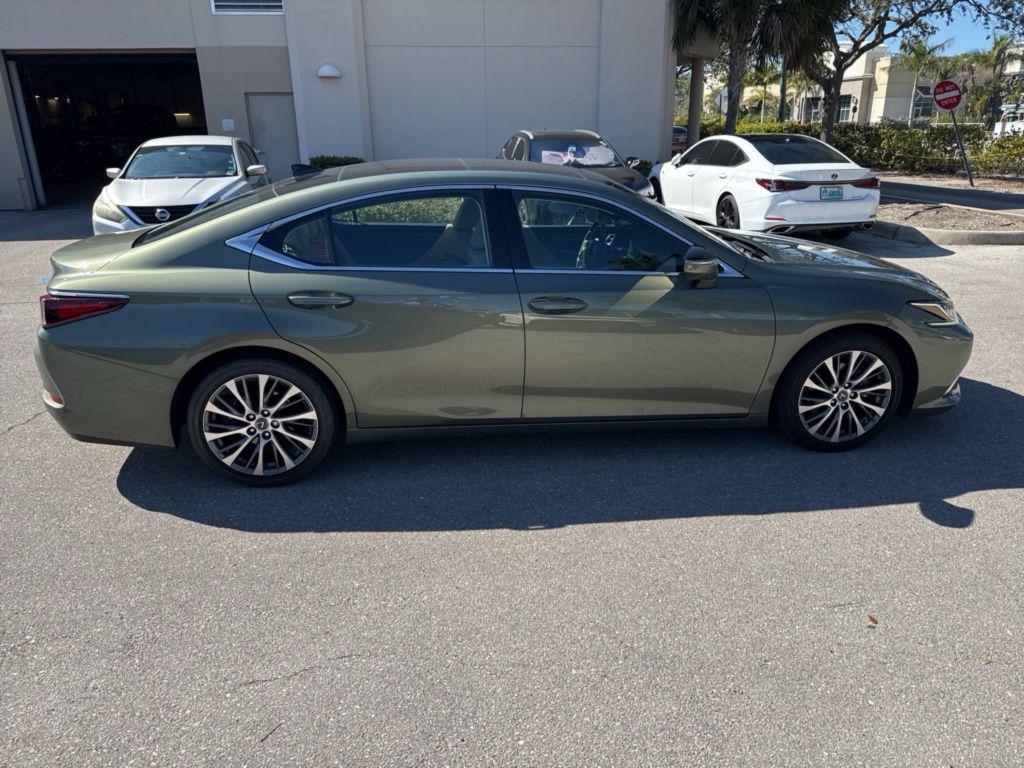 used 2019 Lexus ES 350 car, priced at $31,988