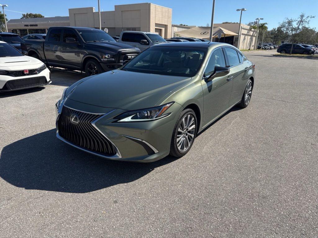 used 2019 Lexus ES 350 car, priced at $31,988