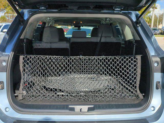 used 2021 Toyota Highlander Hybrid car, priced at $29,988