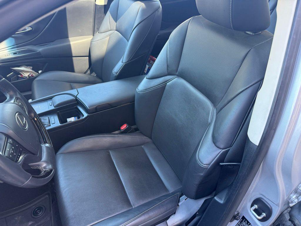 used 2021 Lexus ES 350 car, priced at $30,998