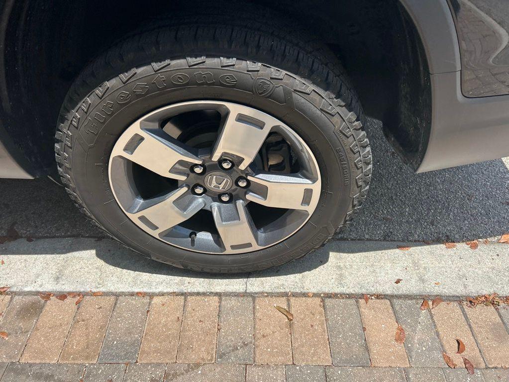 used 2024 Honda Ridgeline car, priced at $33,998