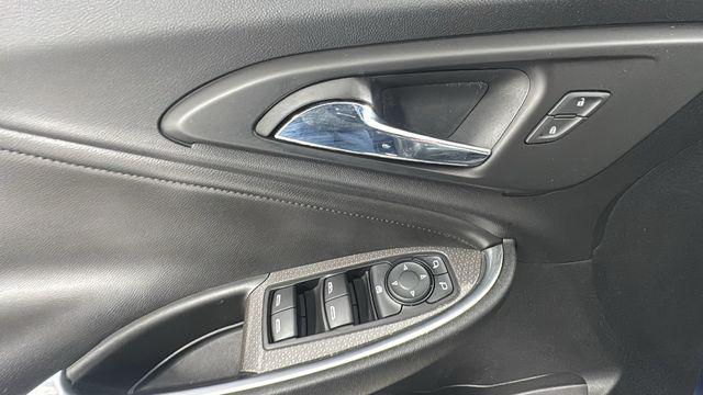 used 2020 Chevrolet Malibu car, priced at $14,661