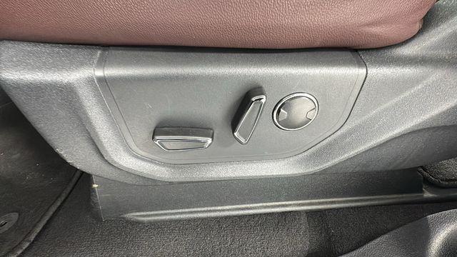 used 2024 Ford Expedition car, priced at $44,520