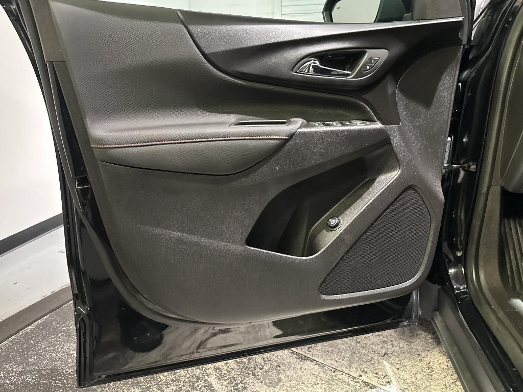 used 2024 Chevrolet Equinox car, priced at $28,504