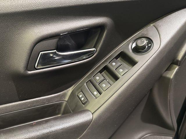 used 2022 Chevrolet Trax car, priced at $18,995