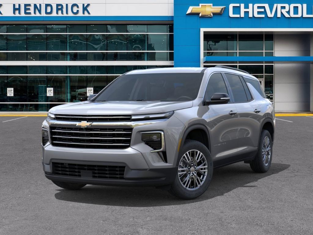 new 2026 Chevrolet Traverse car, priced at $42,795