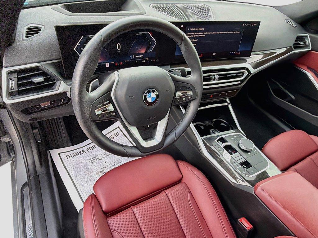 BMW 3 Series view 25