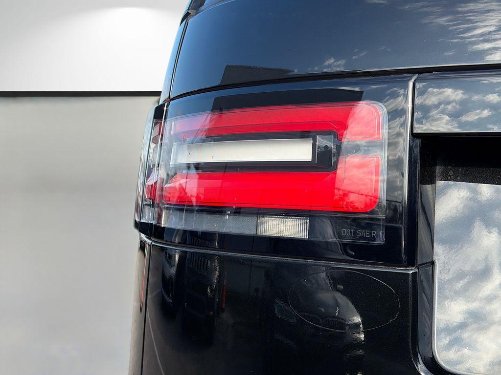 used 2020 Land Rover Discovery car, priced at $22,433