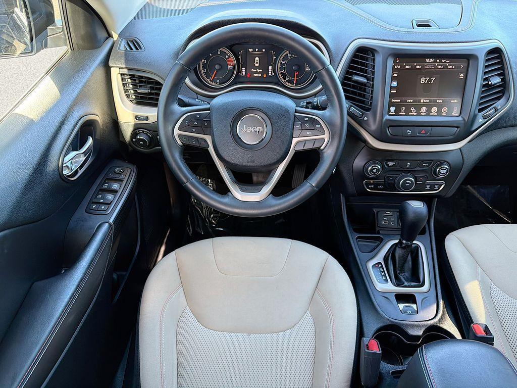 used 2016 Jeep Cherokee car, priced at $12,173