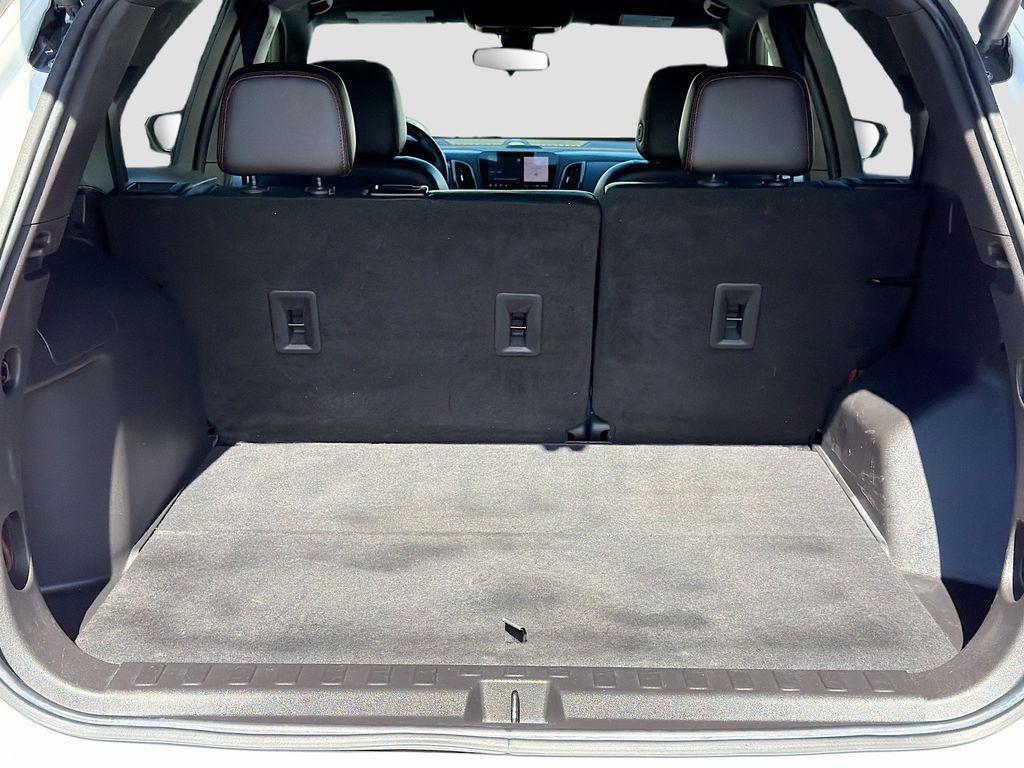 used 2022 Chevrolet Equinox car, priced at $15,944