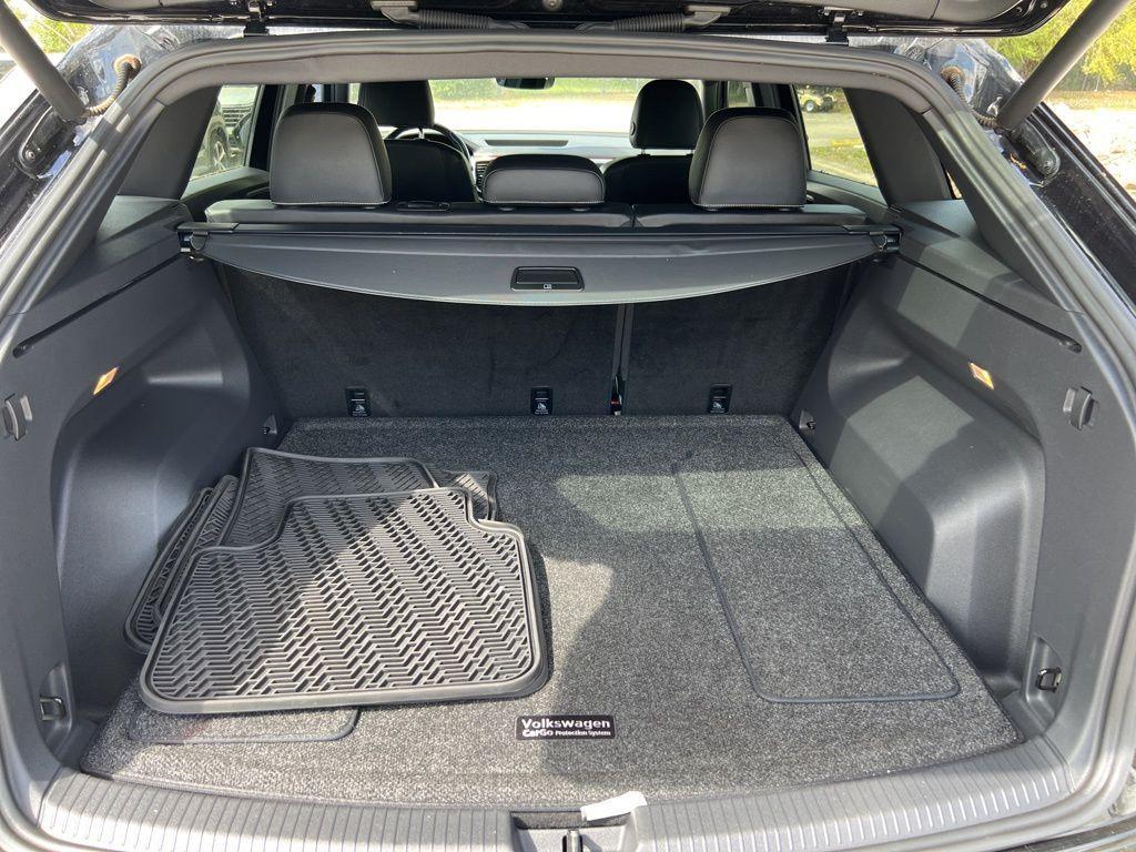 used 2020 Volkswagen Atlas Cross Sport car, priced at $17,410