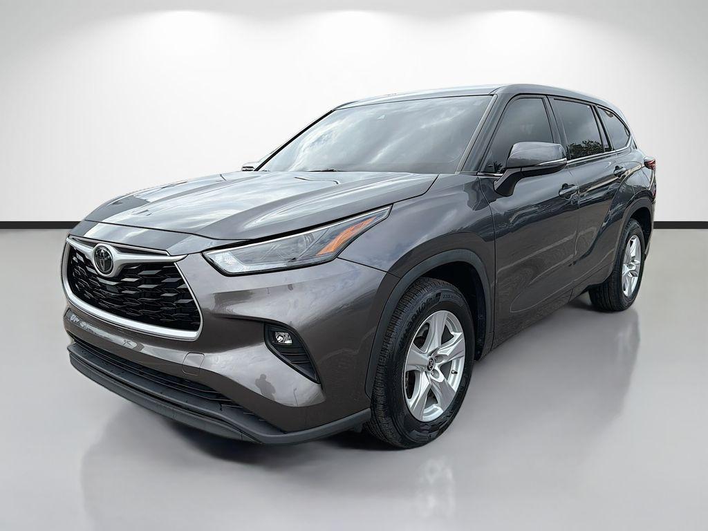used 2022 Toyota Highlander car, priced at $24,955