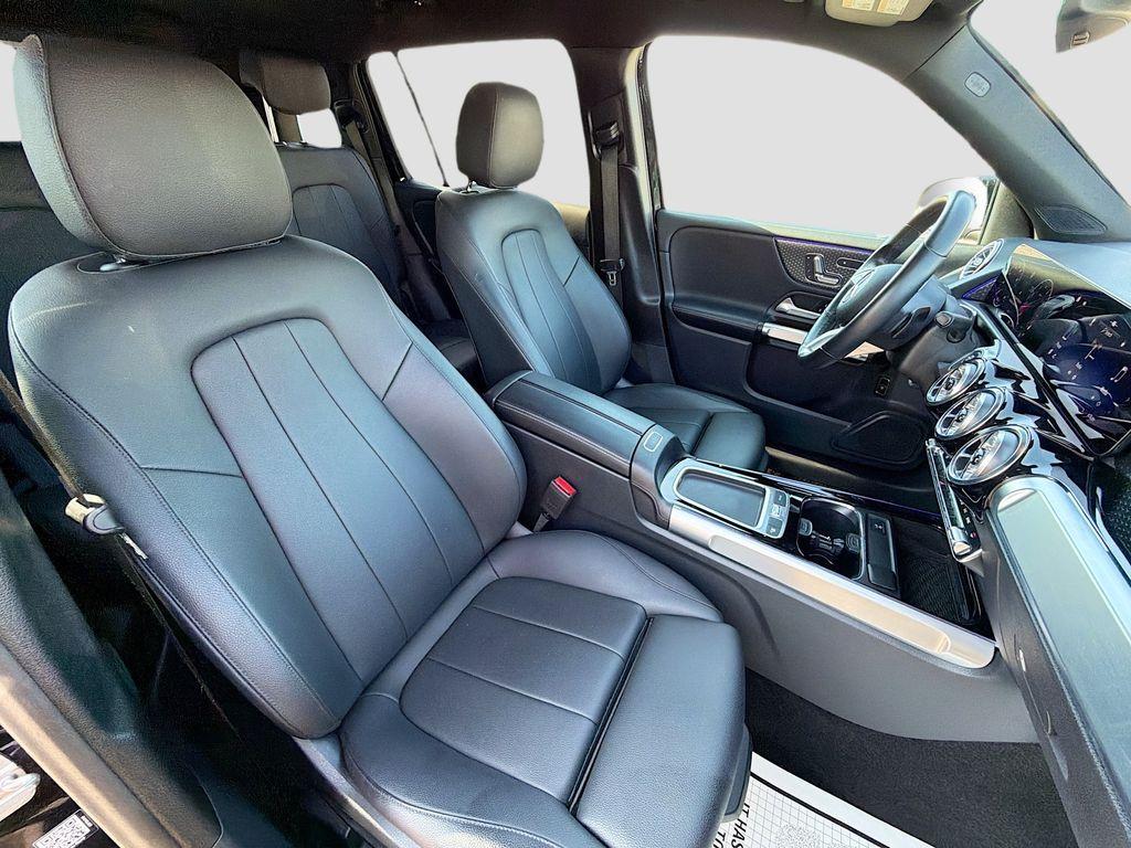 used 2024 Mercedes-Benz GLB 250 car, priced at $29,095