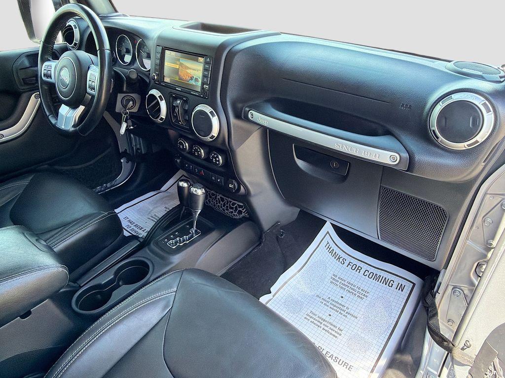 used 2016 Jeep Wrangler Unlimited car, priced at $18,322