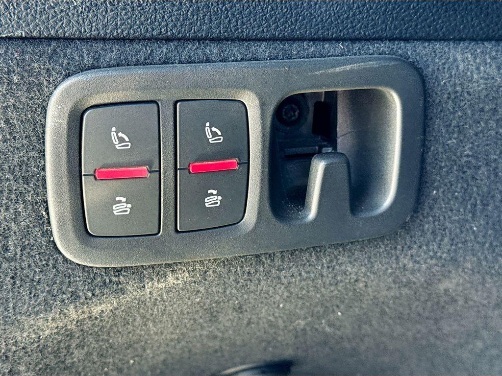 used 2018 Audi Q7 car, priced at $13,535