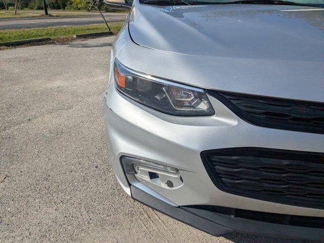 used 2018 Chevrolet Malibu car, priced at $3,284