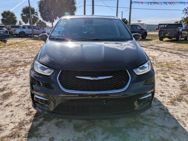 used 2024 Chrysler Pacifica car, priced at $23,384