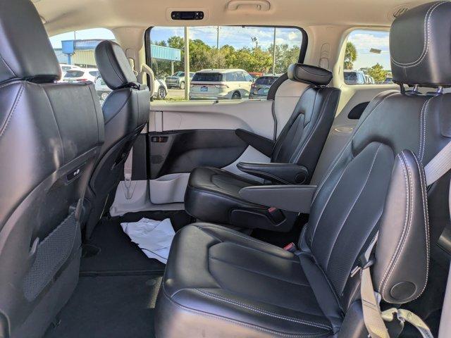 used 2024 Chrysler Pacifica car, priced at $23,384