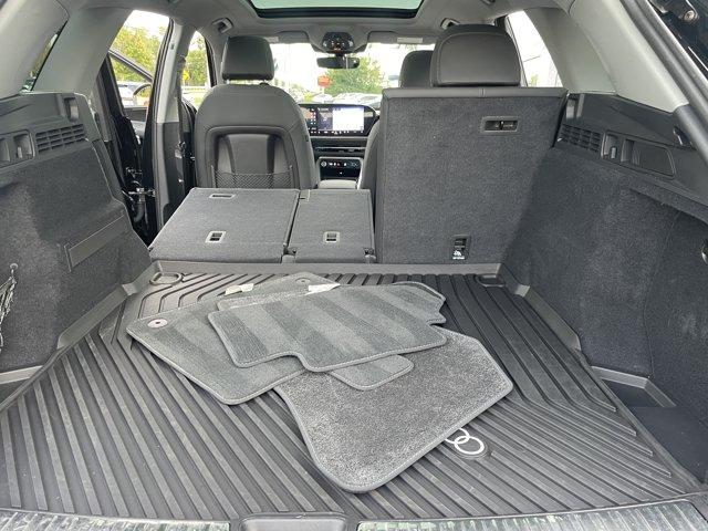 Audi Q5 view 25