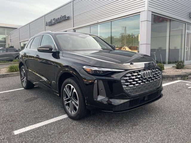 2025 Audi Q5 in Mythos Black Metallic for sale in the USA