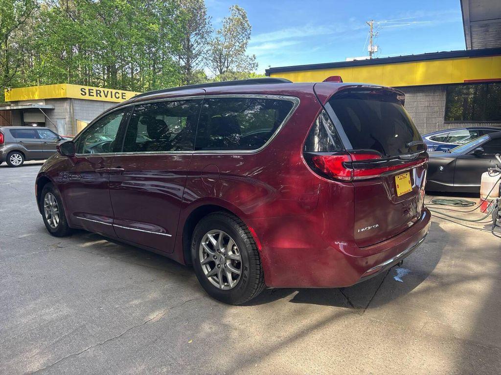 used 2021 Chrysler Pacifica car, priced at $12,995