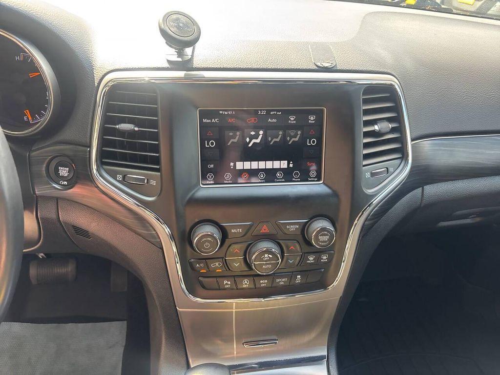 used 2021 Jeep Grand Cherokee car, priced at $17,995