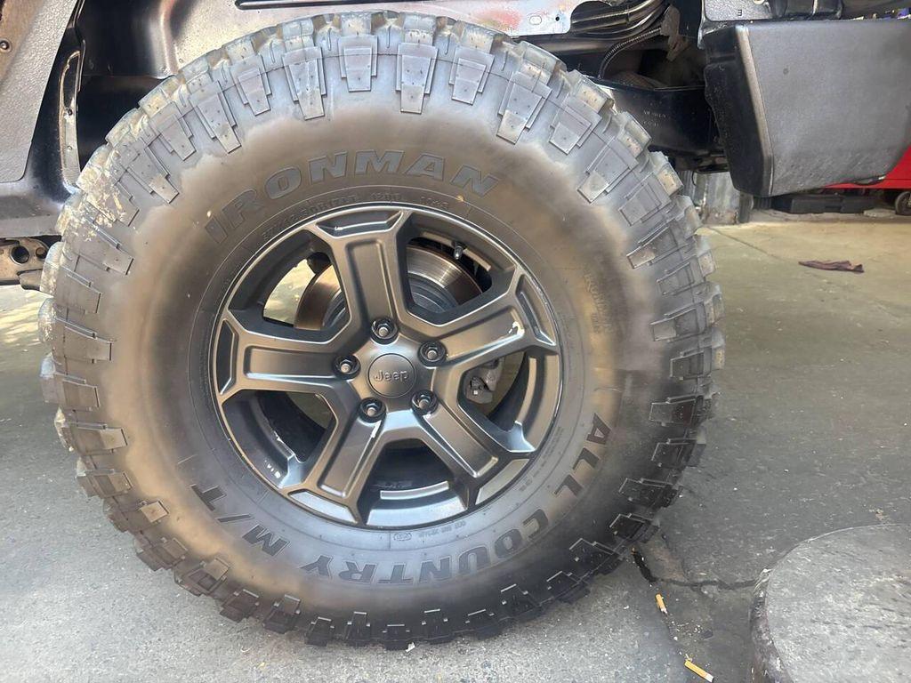 used 2013 Jeep Wrangler Unlimited car, priced at $13,995