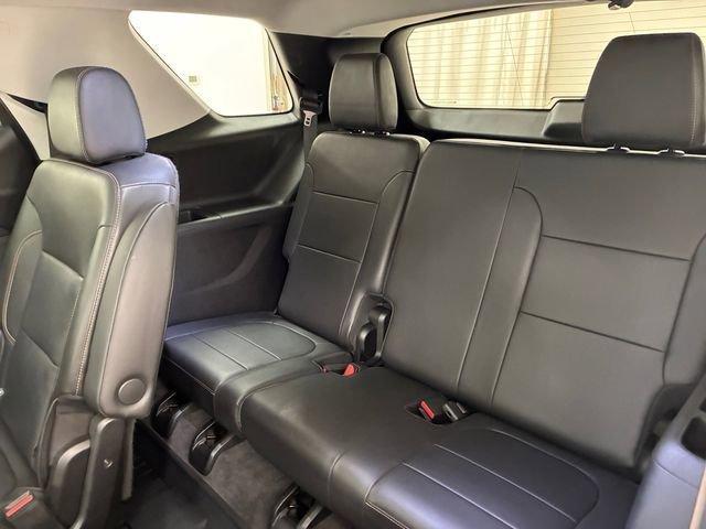 used 2020 Chevrolet Traverse car, priced at $25,295