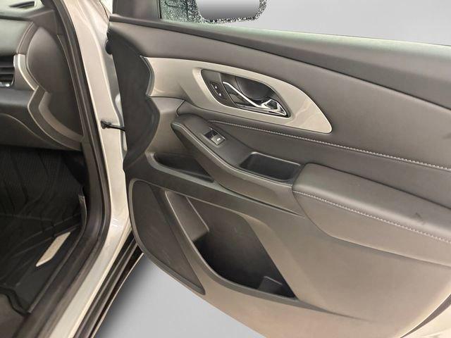 used 2022 Chevrolet Traverse car, priced at $26,595