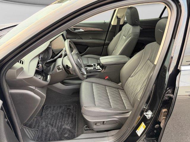 used 2023 Buick Envision car, priced at $29,500