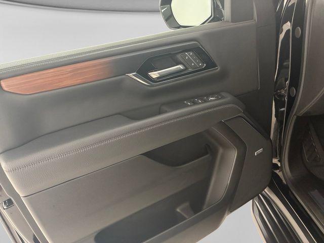 used 2025 GMC Yukon XL car, priced at $67,895