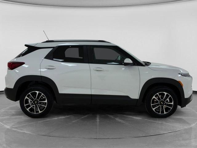 used 2025 Chevrolet TrailBlazer car, priced at $26,495