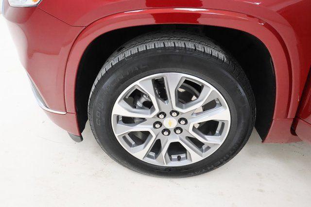 used 2021 Chevrolet Traverse car, priced at $32,559