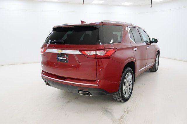 used 2021 Chevrolet Traverse car, priced at $32,559