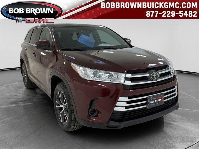 used 2019 Toyota Highlander car, priced at $20,995
