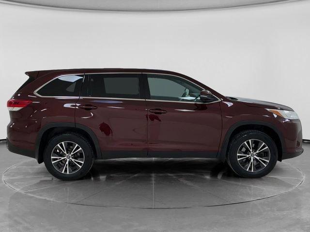 used 2019 Toyota Highlander car, priced at $20,995
