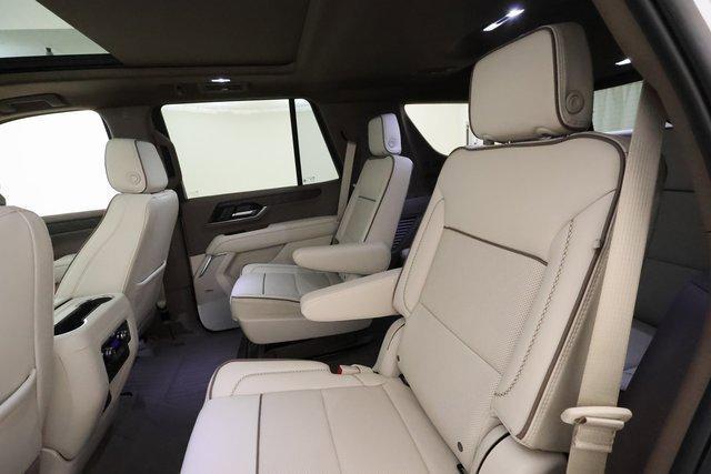used 2025 GMC Yukon car, priced at $80,595
