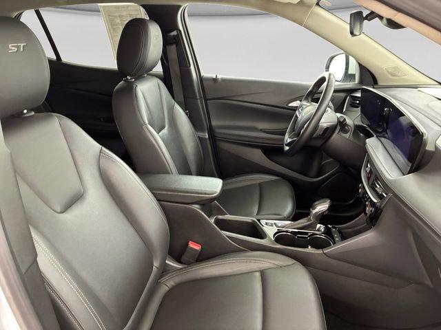 used 2024 Buick Encore GX car, priced at $20,995