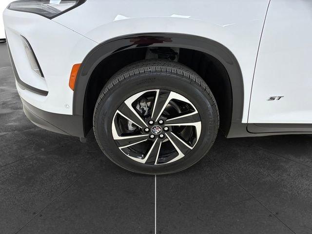 used 2025 Buick Enclave car, priced at $49,595