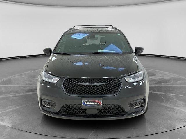used 2025 Chrysler Pacifica car, priced at $35,259