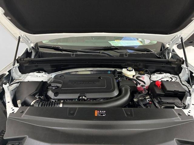 used 2025 Buick Envision car, priced at $38,359