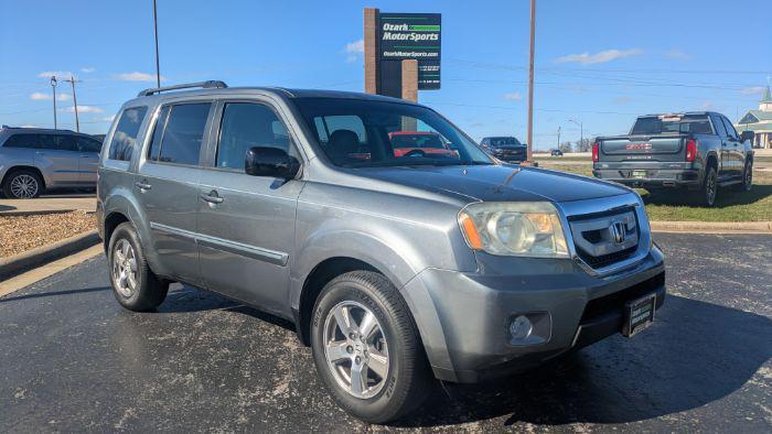 used 2009 Honda Pilot car, priced at $8,980