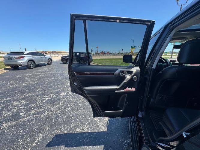 used 2017 Lexus GX 460 car, priced at $26,980