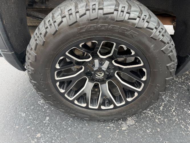 used 2020 GMC Sierra 1500 car, priced at $33,980