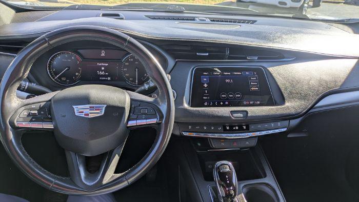 used 2023 Cadillac XT4 car, priced at $20,980
