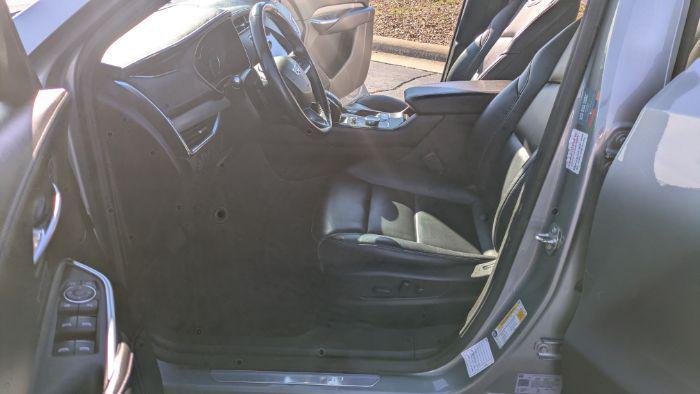 used 2023 Cadillac XT4 car, priced at $20,980