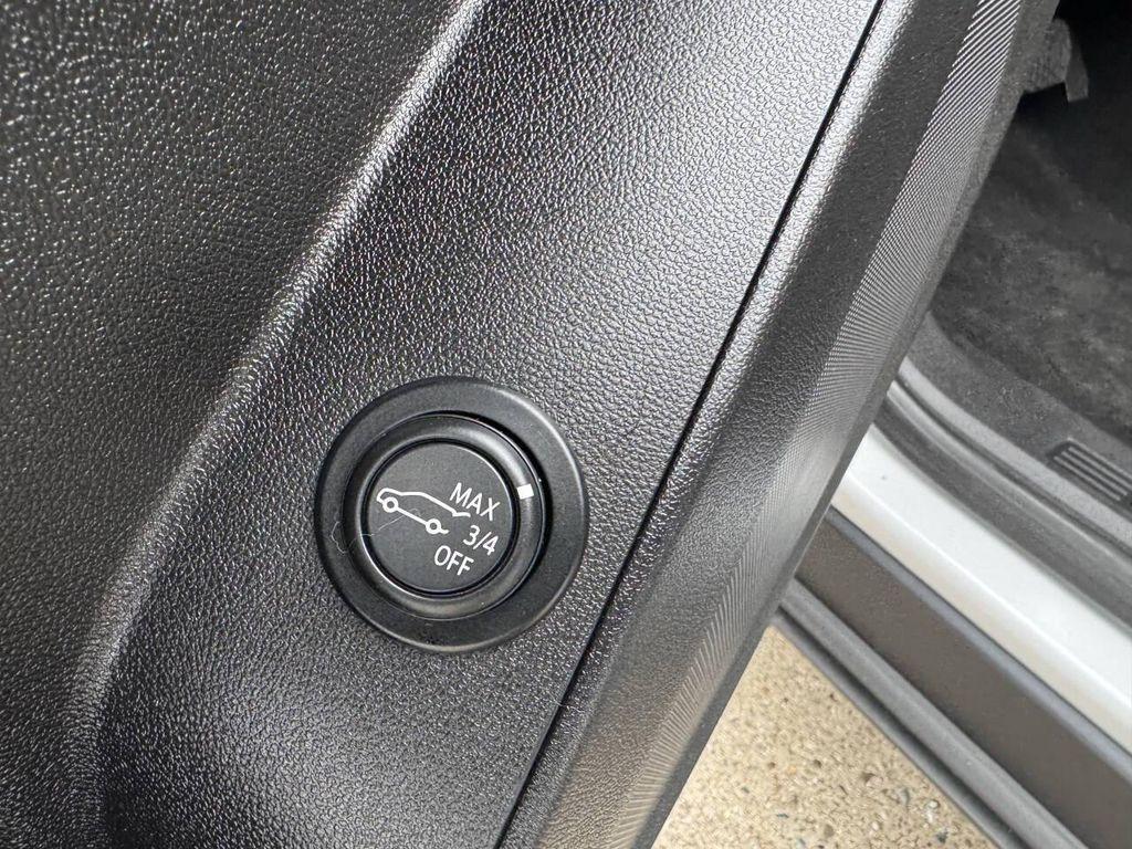 used 2019 Chevrolet Equinox car, priced at $10,900